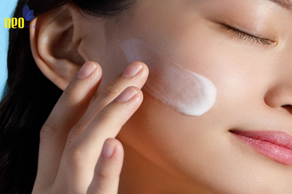 thoa kem chong nang cho da nhay cam 3